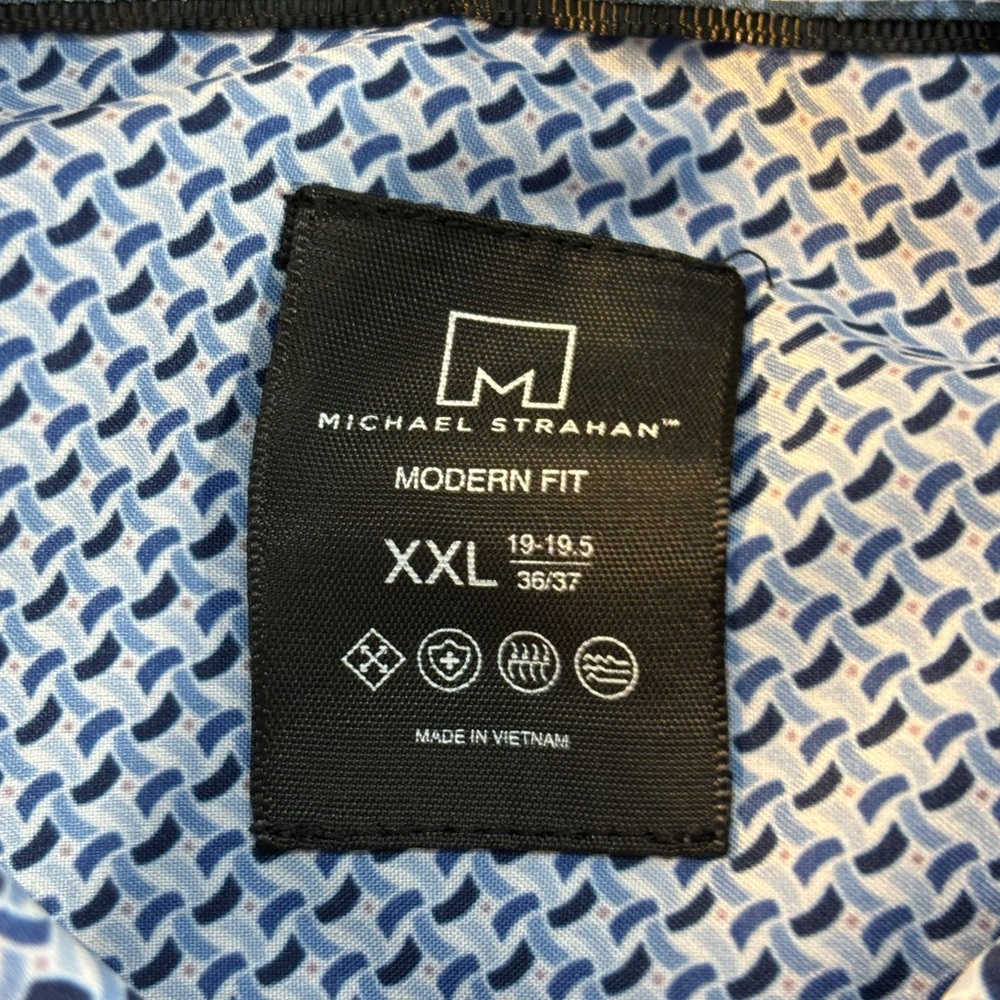 Stylish Men's Blue Patterned Button Down Shirt - image 5